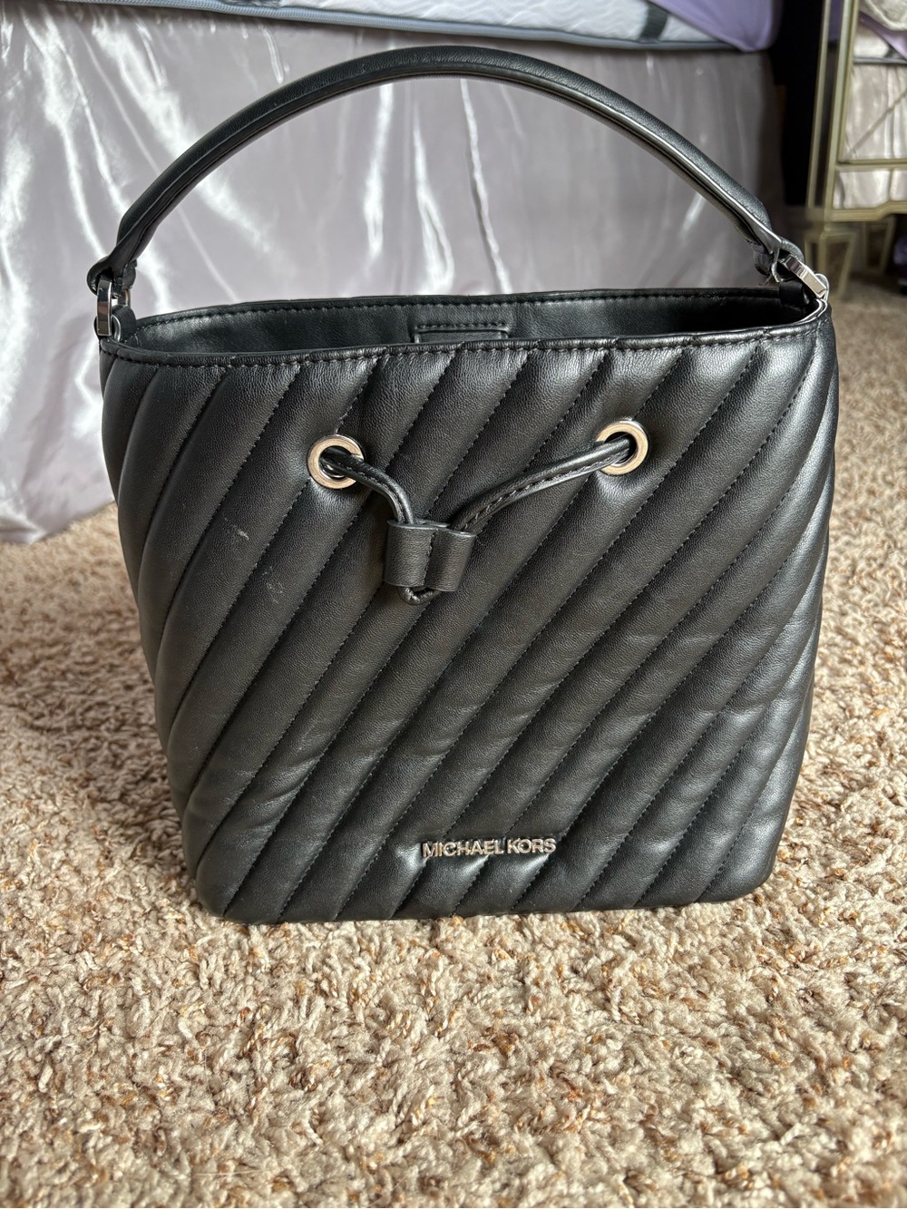 MICHAEL KORS Black Quilted Bag